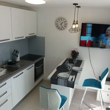 Frana Blue Apartment *